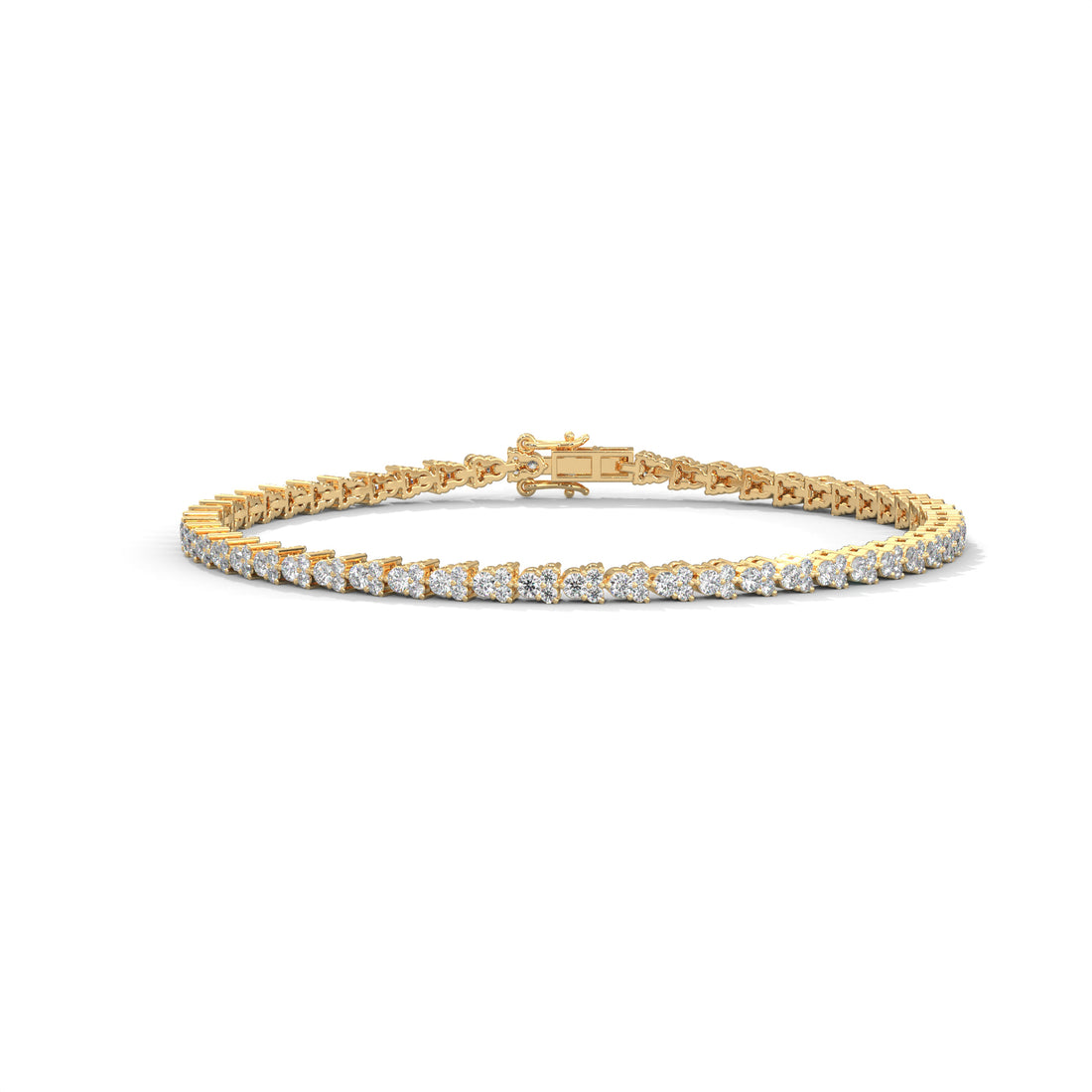 Round diamond tennis bracelet in Yellow Gold – front view